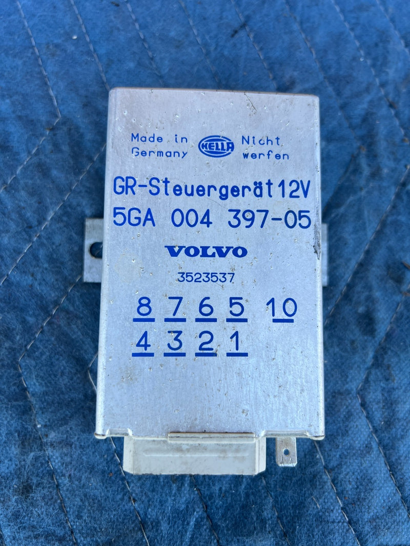 1986-1993 Volvo 240 244 245 Hella Cruise Control Module 5GA00439705 OEM #4364EM