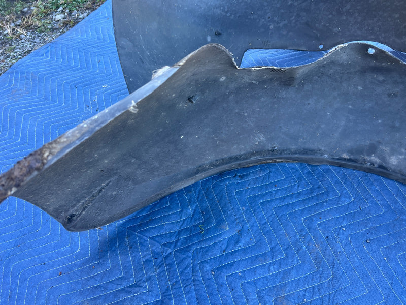 1986-1993 Volvo 240 244 Front Right & Left Wheel Well Liner Pair OEM #4312EM