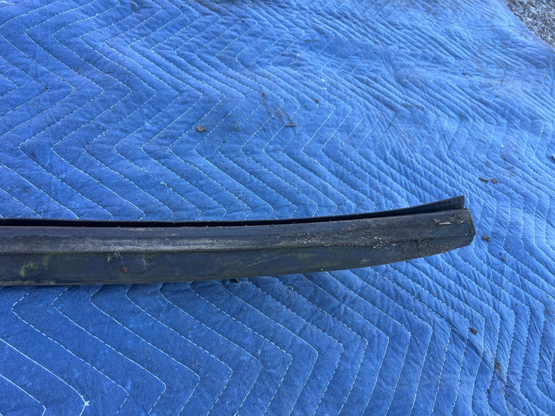1986-1993 Volvo 240 244 Hood to Cowl Seal Weatherstripping Gasket OEM #4278EM