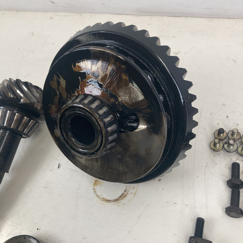 1981-1985 Volvo 240 245 Rear Axle Differential Gear Set 3.31:1 Gear Ratio OEM