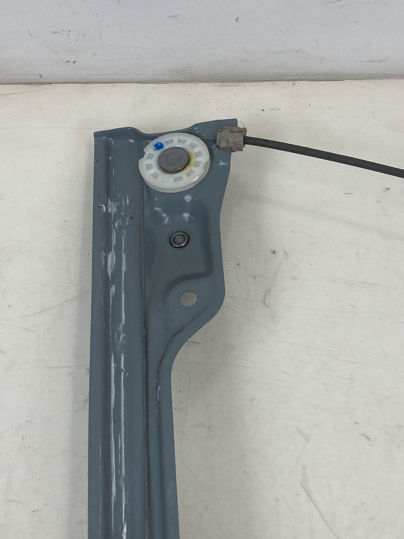 2014-2020 Chevrolet Silverado Front Right Window Regulator 0130822882 OEM #5586M