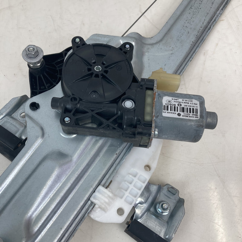 2014-2018 Chevy Silverado 1500Rear Right Window Regulator 013822697 OEM #5584M