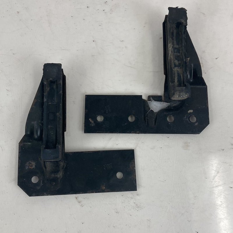 1995-1998 Chevrolet Silverado 2500 GMT400 Radiator Support Bracket OEM