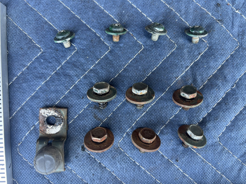 1973 Volvo 140 142 - Hardware