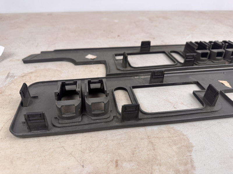 1988-1994 Chevy K1500 Door Handle Trim Bezel LH RH 15615130A 15615129A OEM