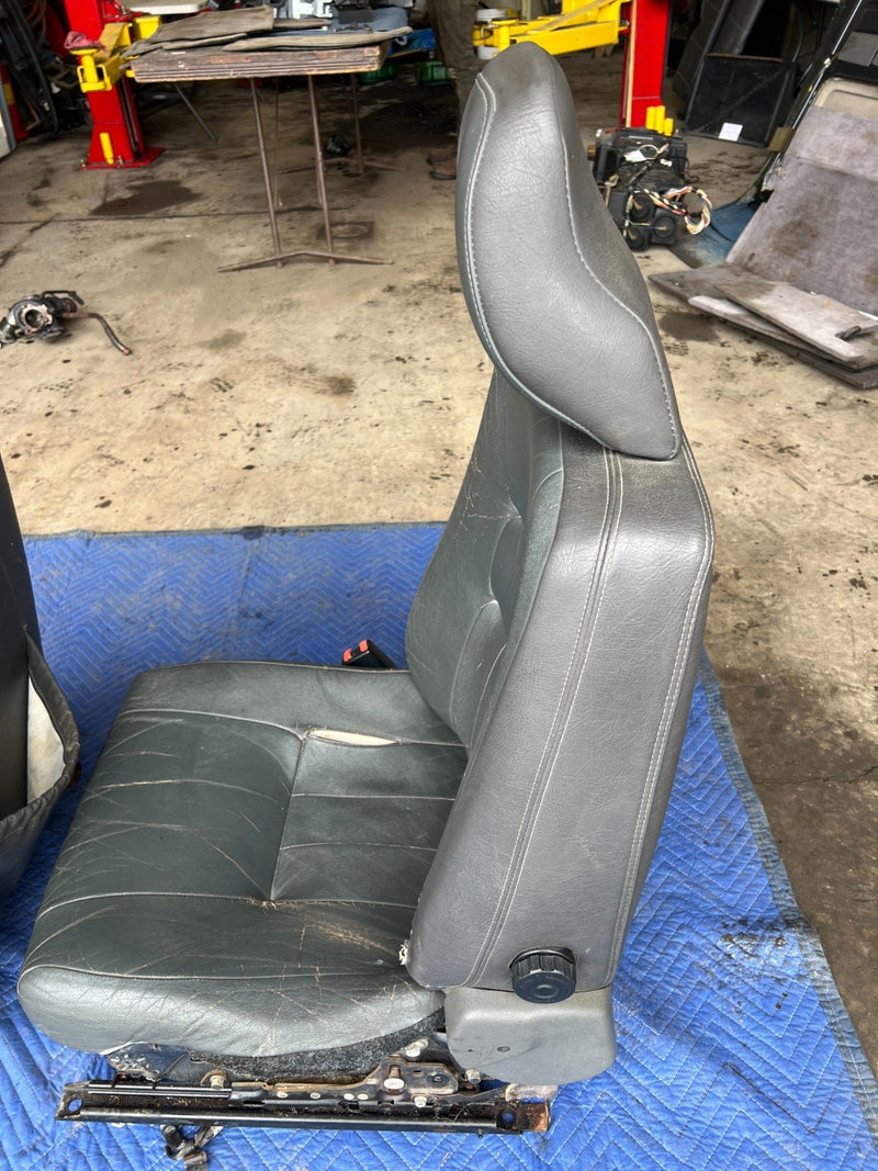 1992-1995 Volvo 940 740 Front Left & Right Seat Pair Charcoal Leather OE #3266EM