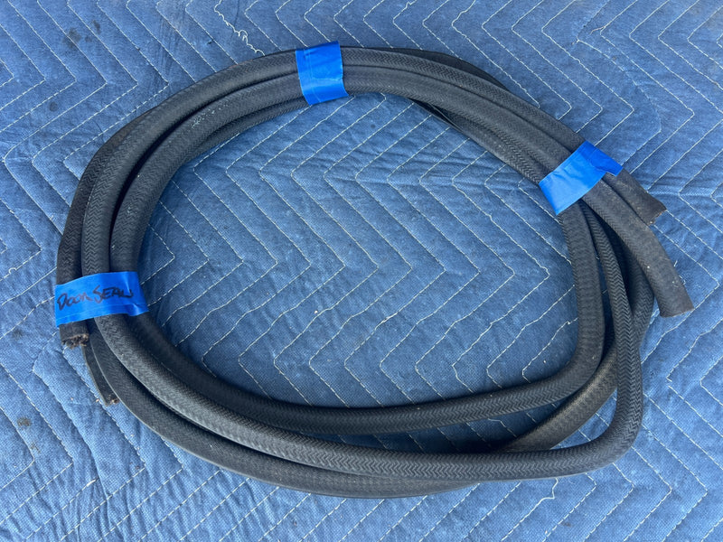 1967-1974 Volvo 140 142 Door Seal Pinch Seam Weatherstripping Set OEM #4917EM