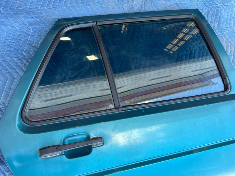 47023152