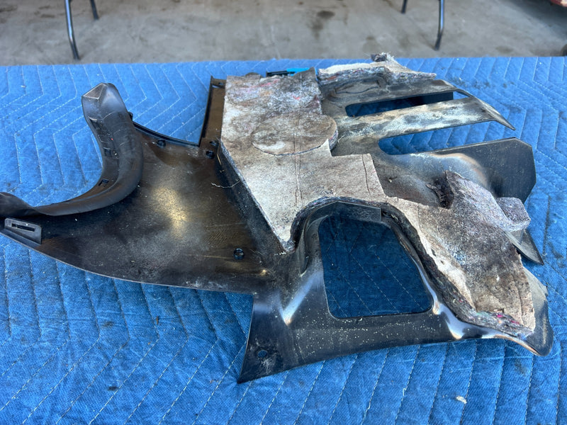 2000-2005 BMW 330xi 325xi E46 Dash Driver Left Knee Bolster Trim OEM #4818EM