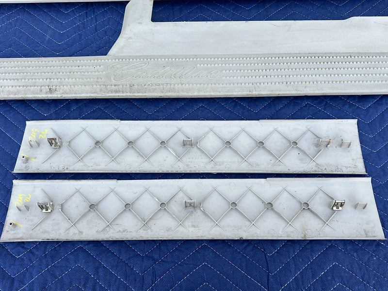 Cadillac Escalade - Scuff Plate Set of 4 PN: 15047433 15047432 15762861