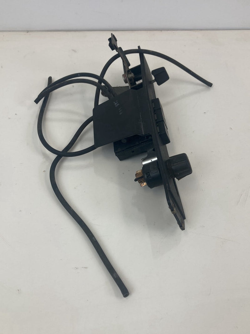 1975-1980 Volvo 244 HVAC Climate Control Unit Dash 245140 OEM #4272M