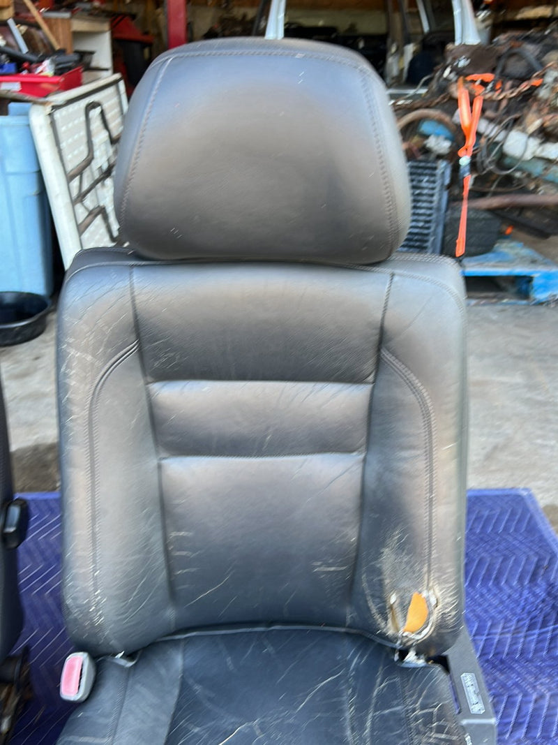 1993-1997 Volvo 850 Front Left & Right Bucket Seat Pair Gray Leather OEM
