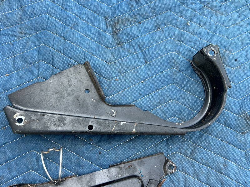 1975-1980 Volvo 244 240 Timing Belt Cover Trim OEM #5426EM