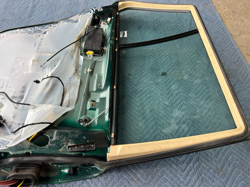 1998-2003 Mercedes W210 E320 Wagon Rear Driver Left Door Assembly OEM #4732EM