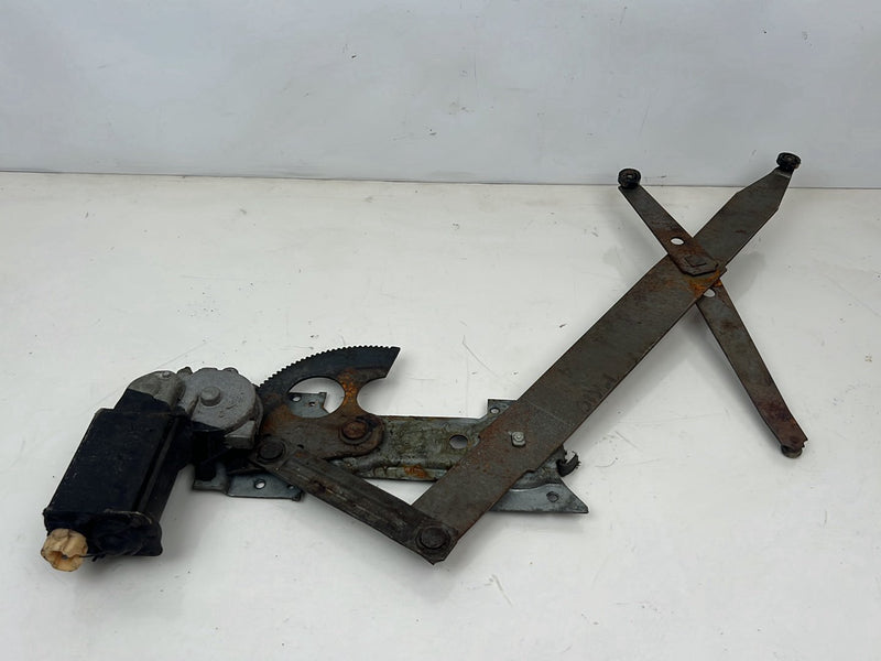 1976-1979 Cadillac Seville Front Passenger RH Window Regulator + Motor OEM #5597EM