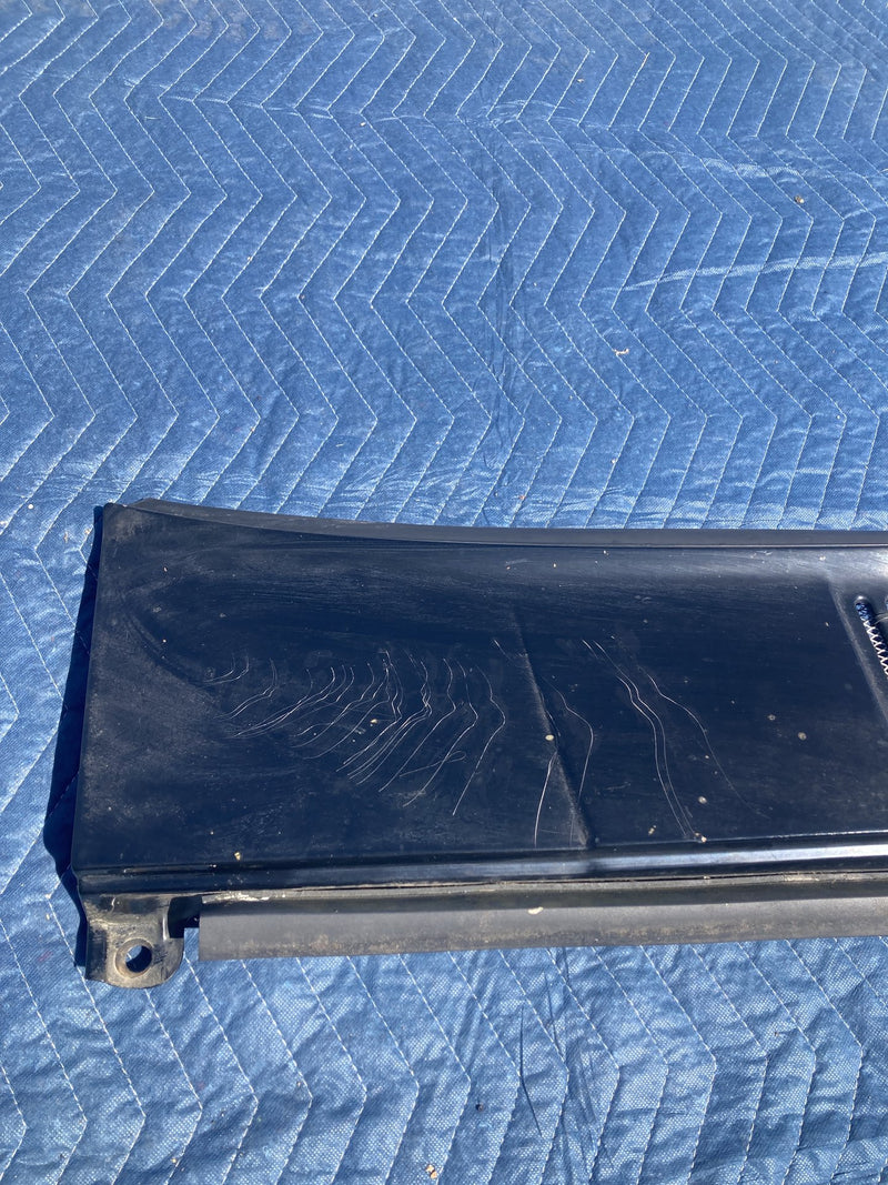 1992 Volvo 940 944 - Cowl Vent Panel