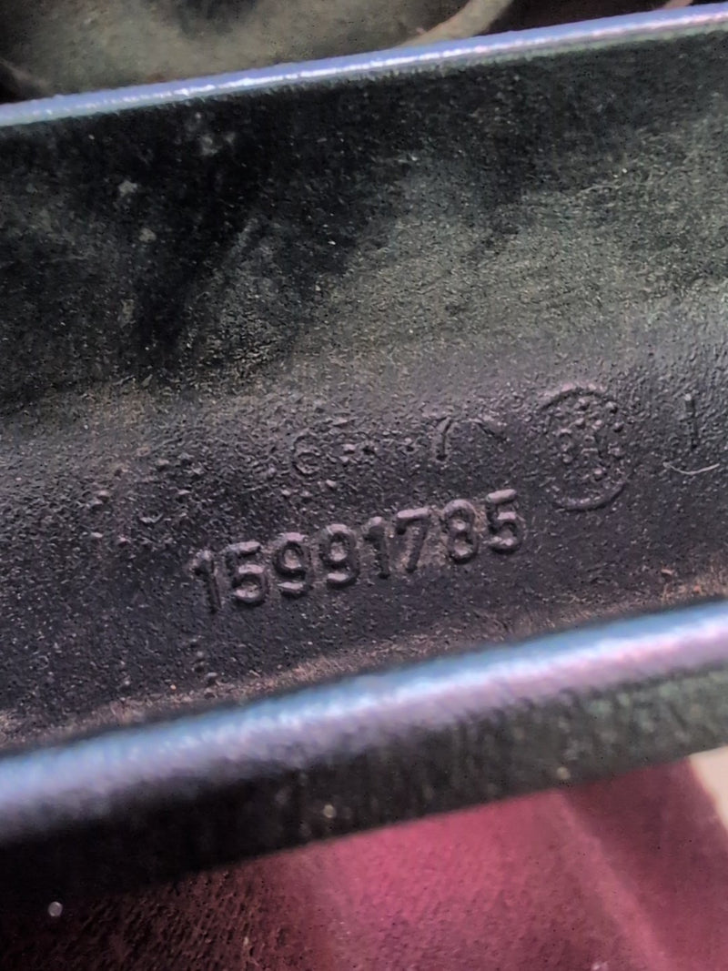 1999-2007 Chevrolet K1500 - Tailgate Handle