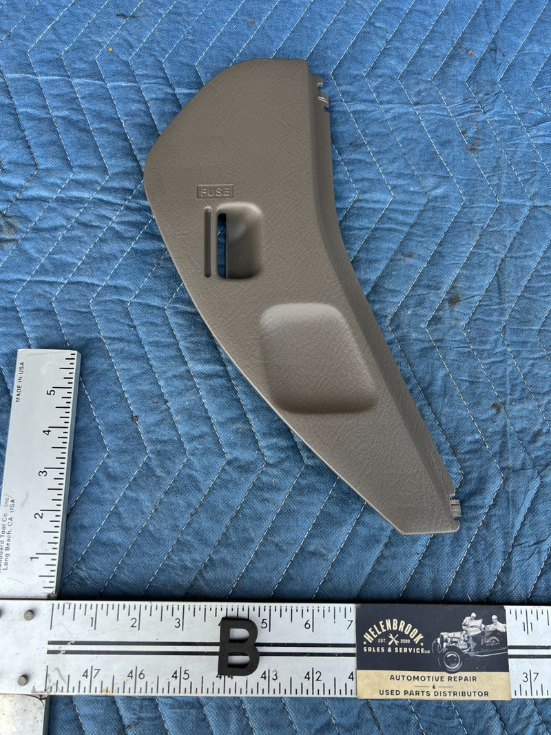 1998-2002 Honda Accord 77211-S84-A0 RH Side Dash Fuse Cover Trim Panel #1962CN