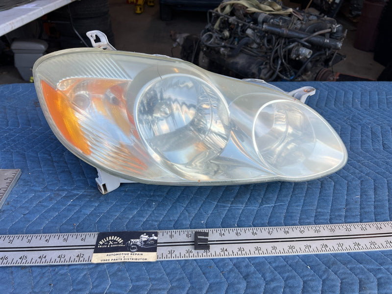 2003-2008 Toyota Corolla Passenger Right Headlight Lamp Assembly OEM #3324EM