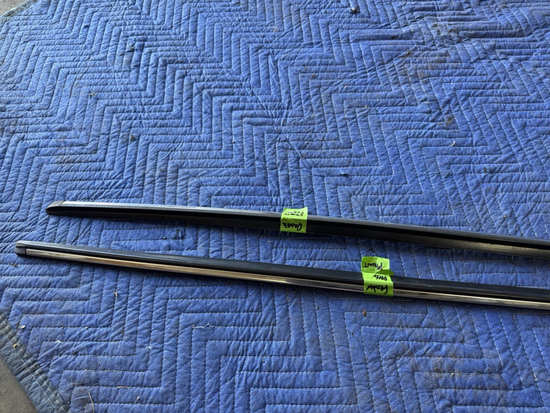 1986-1993 Volvo 240 244 245 Front Fender Belt Line Trim Pair L & R OEM #4870E