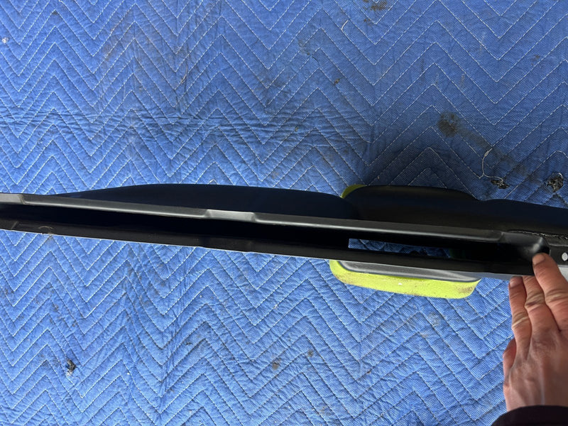 1989-1995 Volvo 740 940 Sedan Front Dash Defrost Vent Duct 3522386 OEM #3859EM