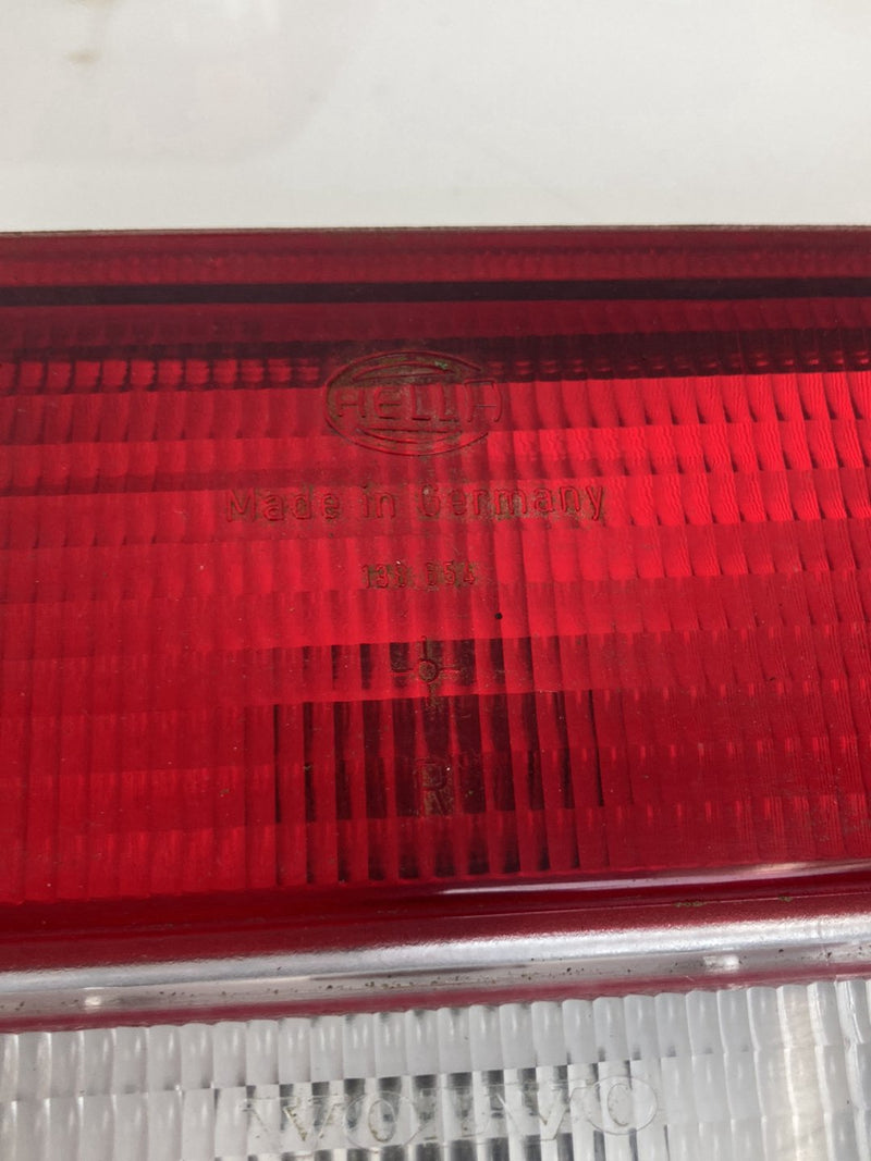 1992 Volvo 940 944 - Tail Light Pair PN: 3538332 3538333 3534260 3534259