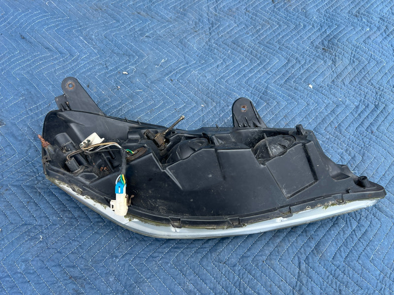 2006-2010 Pontiac G6 Left LH Head Lamp Light Assembly OEM #57DU