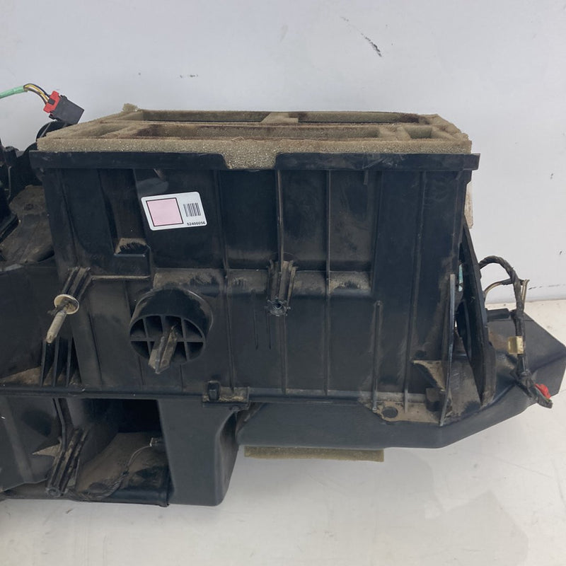 2007-2014 Chevrolet Silverado GMT900 HVAC Box Heater Core 15762756 OEM #5332M