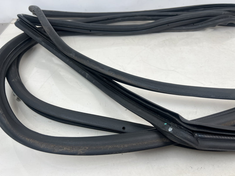 1998-2000 Volvo S70 V70 XC Door Seal Weatherstripping Set of 4 OEM #6893EM
