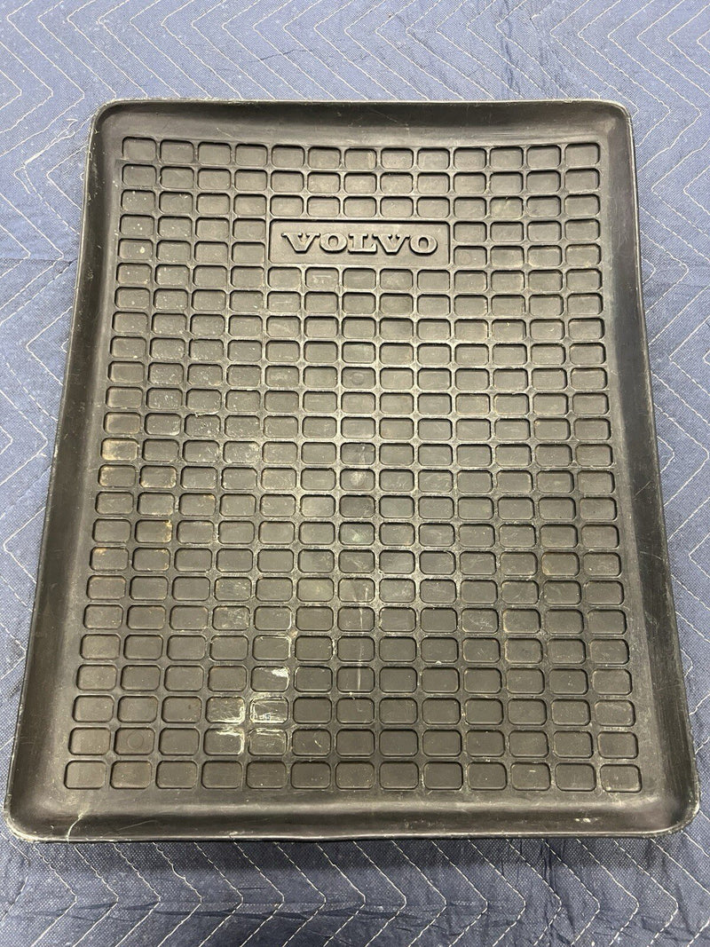 Volvo 240 242 244 245 Left & Right Rear Waffle Floor Mat Pair Black OEM #3911E