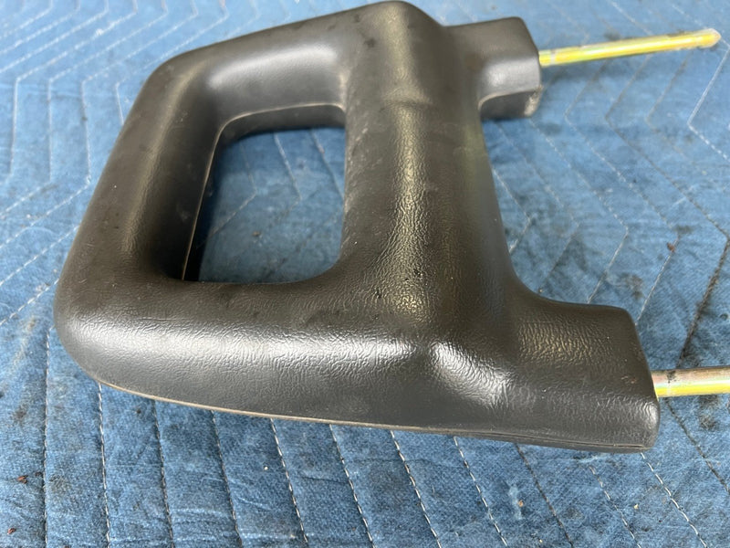 1985-1988 Suzuki Samurai SJ413 Front Headrest Pair OEM 86401-83000-4CD