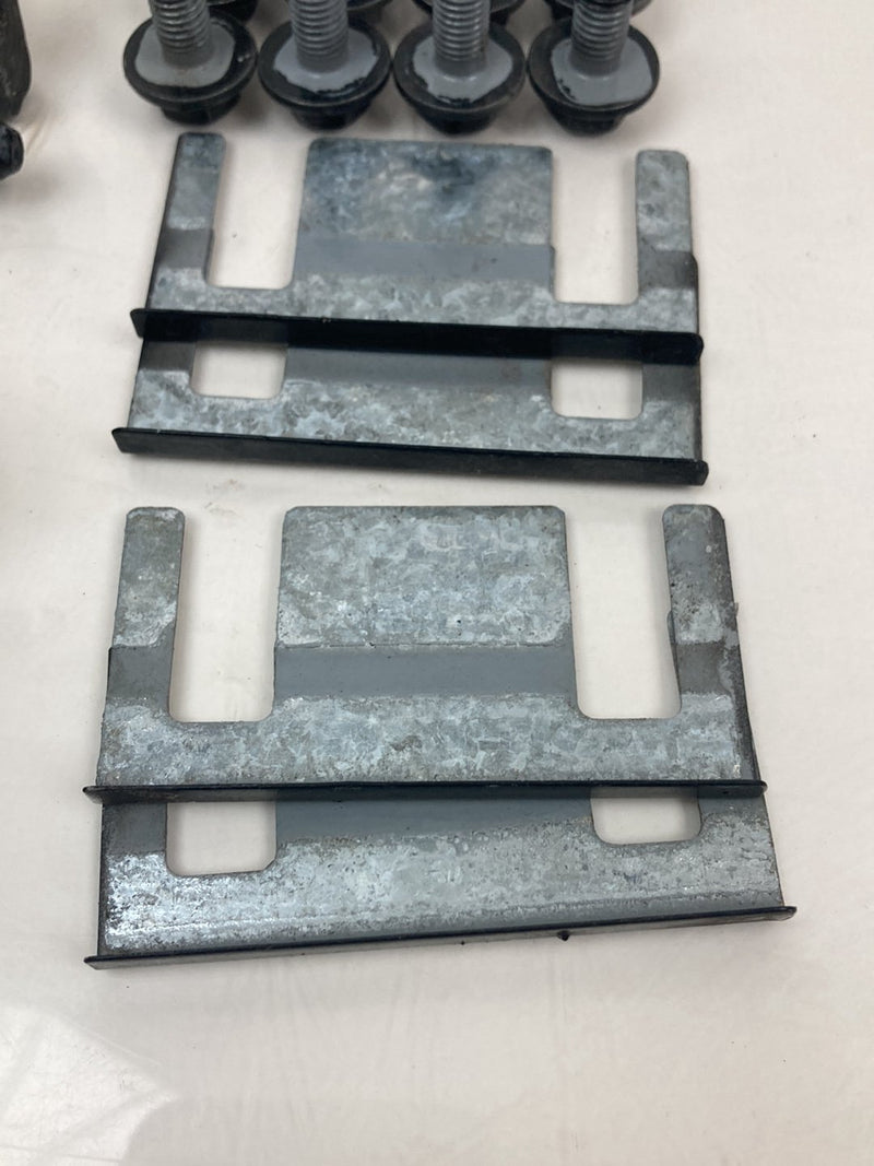 2004 Volvo S60 - Door Hinge Set