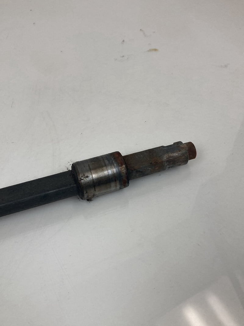 1992 Volvo 940 944 - Steering Shaft PN: 1329987 681915