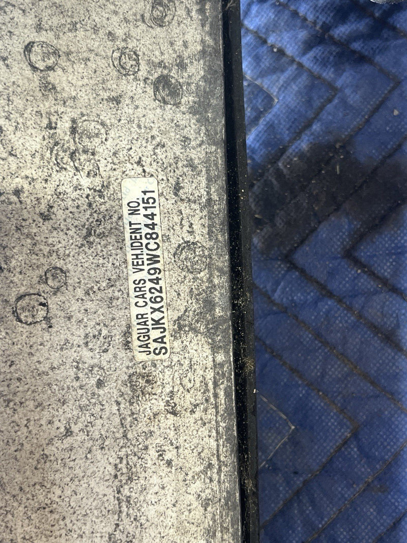1998-2003 Jaguar XJR XJ8 X308 Front Bumper Cover Black w/Chrome Trim OEM #4801E