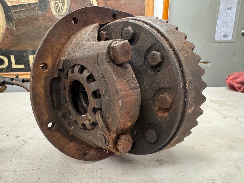 1955-1964 Chevy Rear Differential Assembly 5.13 Ratio 3725899 Dated E298 #5043E