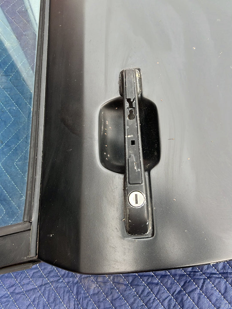 1983-1985 Porsche 944 Front Passenger Right Door Assembly Black OEM #5718EM
