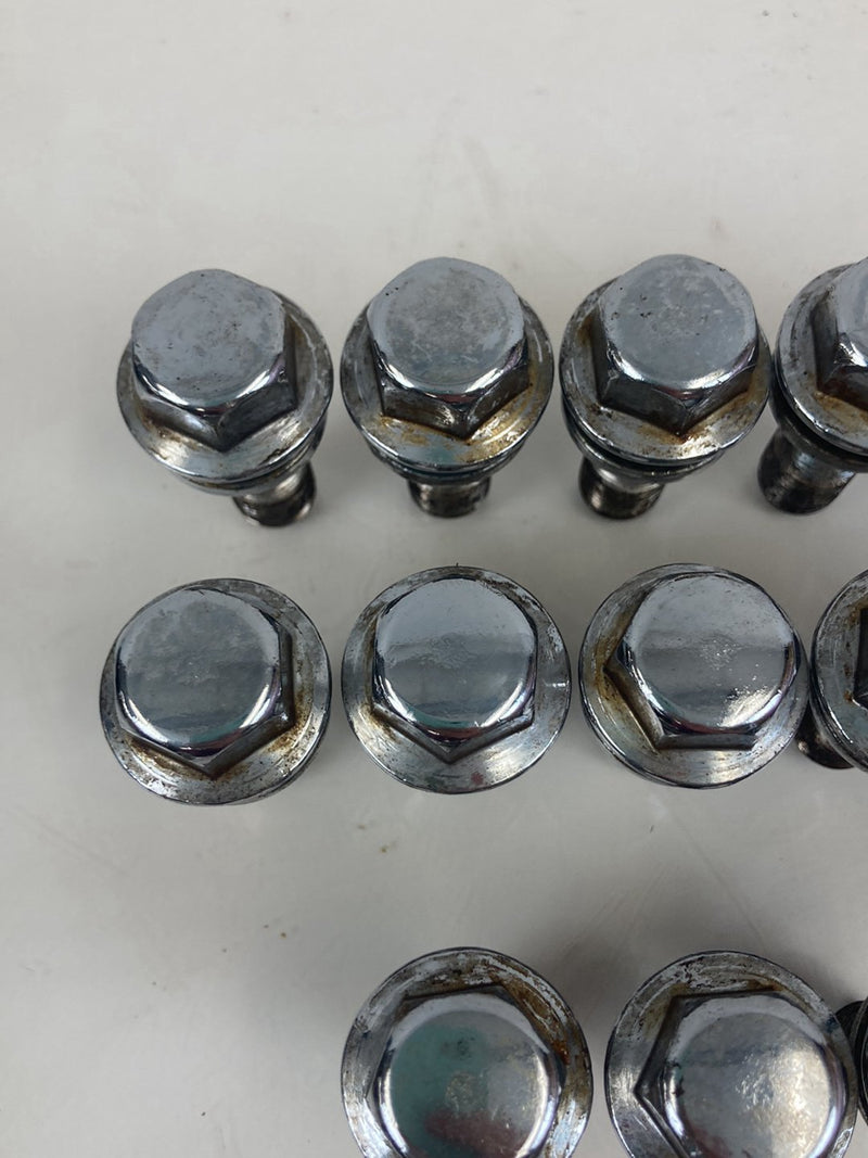 2003-2006 Volvo XC90 Wheel Bolt Lug Nut Set of 13 Chrome 30648005 OEM #4826M