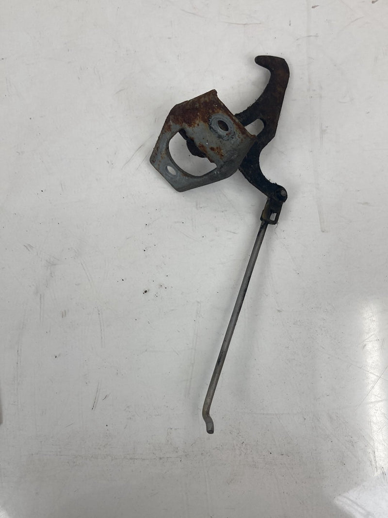1998-2000 Volvo V70 Safety Hood Catch Latch OEM #5188M