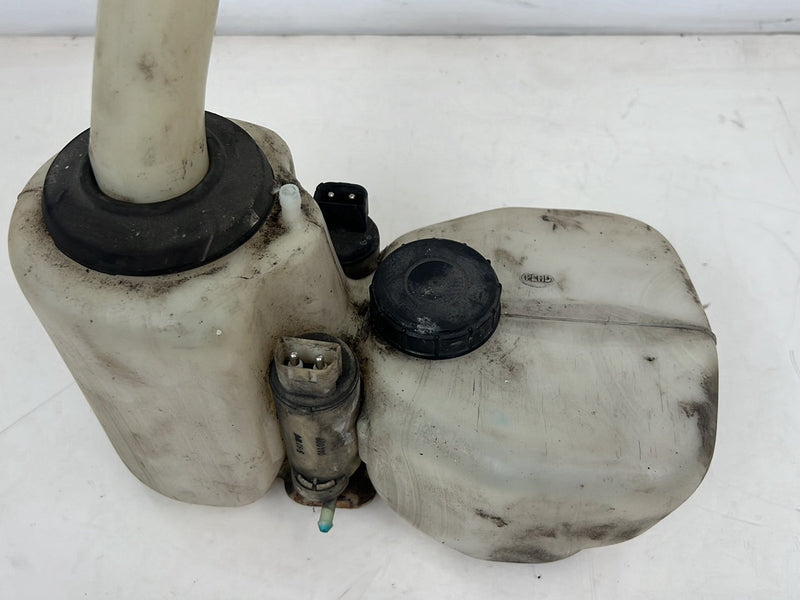 1990-1992 Volvo 740 745 940 Windshield Washer Fluid Jug Tank Reservoir OEM #5941EM