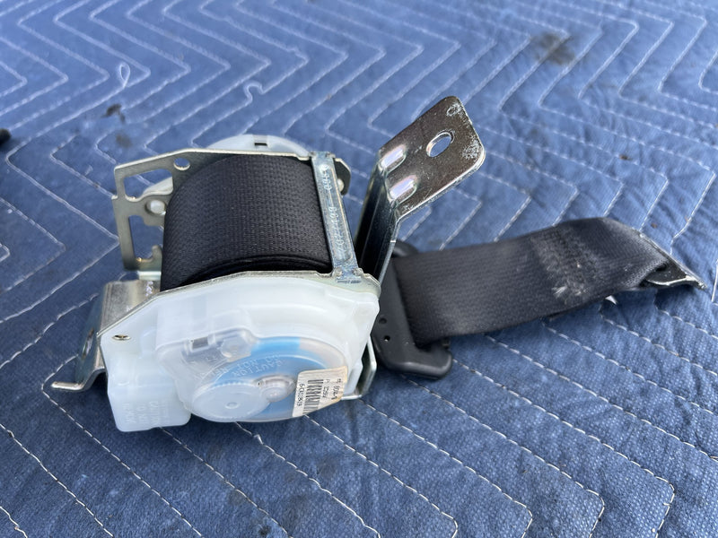 2006-2012 Mitsubishi Eclipse III Rear Seat Belt Buckle Set LH RH OEM #5012M