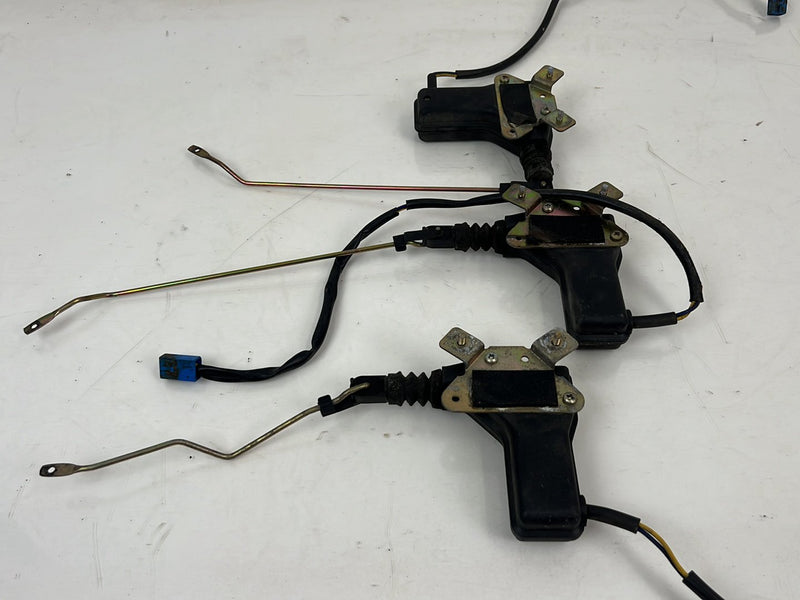 1986-1993 Volvo 240 244 Power Door Lock Actuator Motor Set of 3 1315177 OEM #5584EM