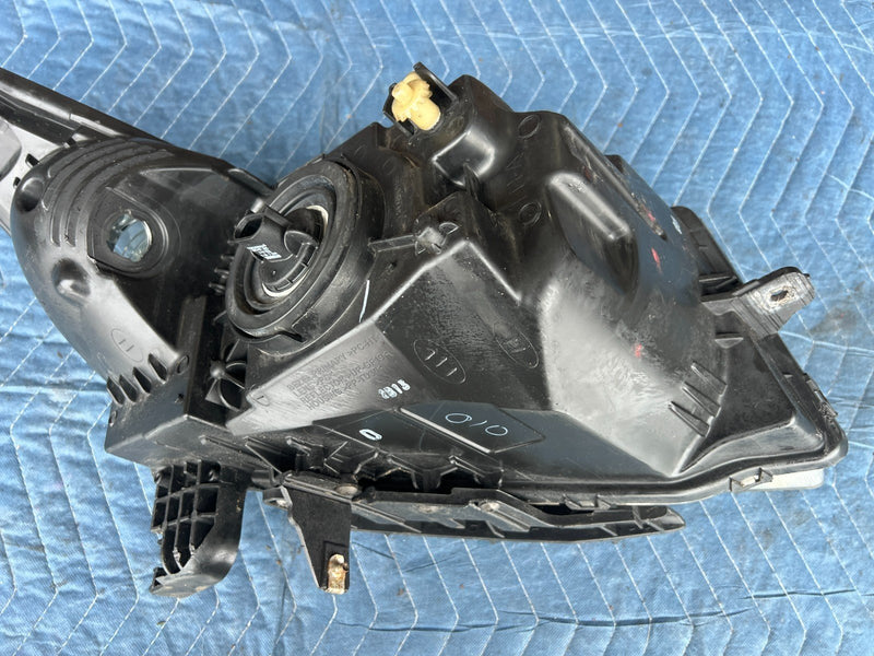 2012-2015 Chevy Cruze Driver LH Headlight Assembly OEM #2240CN