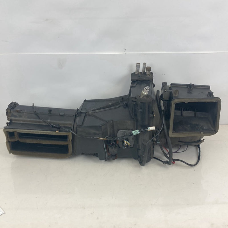 1995-1998 Chevrolet GMC C/K Climate Heat A/C HVAC Box Heater Core Assembly OEM