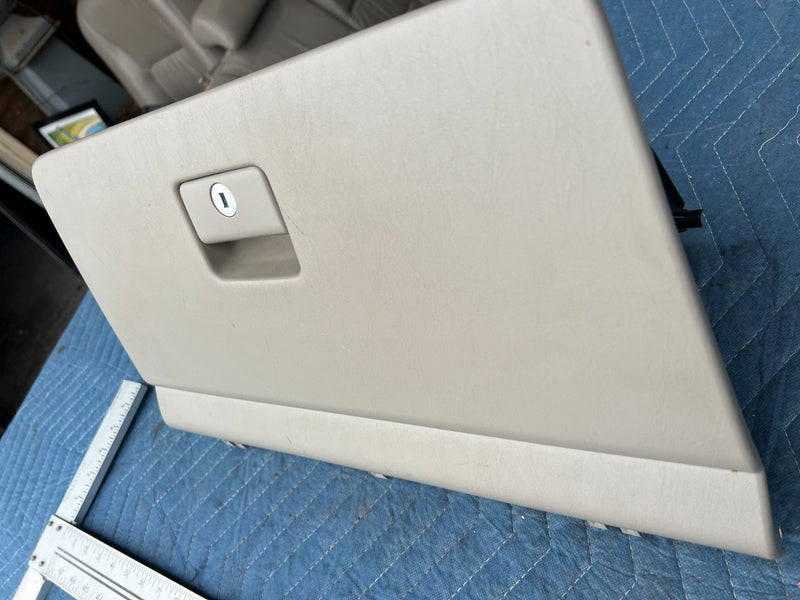 2002-2006 Toyota Camry Glove Box Door  Compartment 55501-33080/90 OEM #71DU