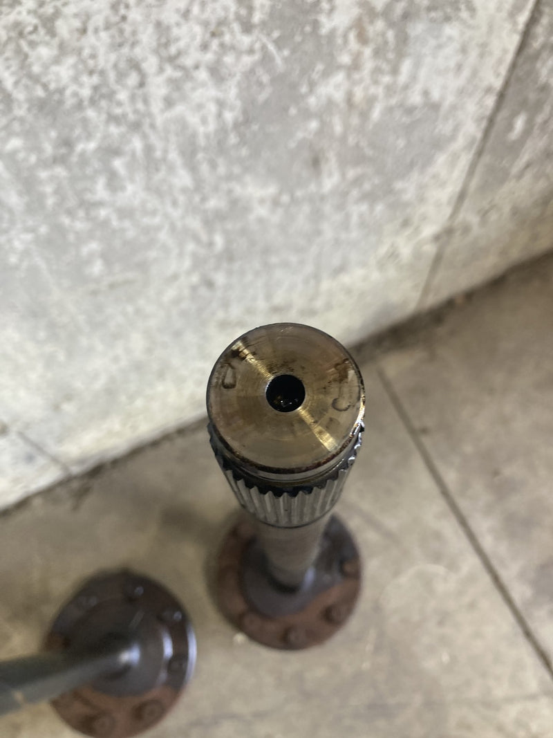1995-1998 Chevrolet Silverado 2500 GMT400 - 30 Spline 4:10 Axle Shaft Pair Rear