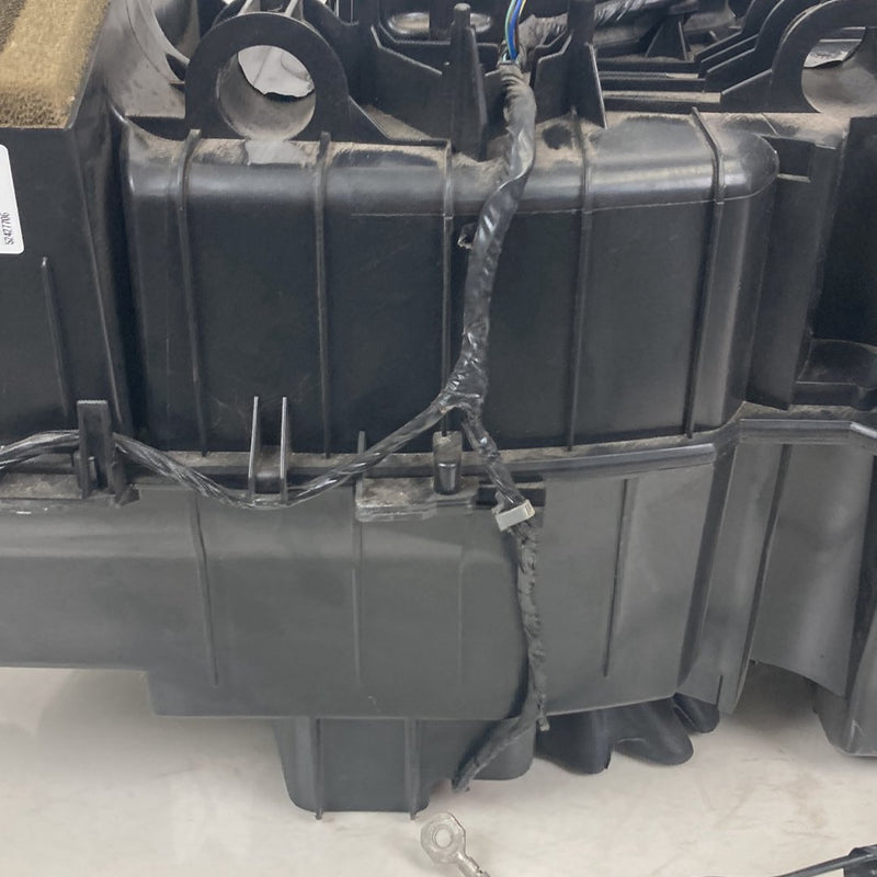 2007-2014 Chevrolet Silverado GMT900 HVAC Box Heater Core 25877793 OEM #5333M