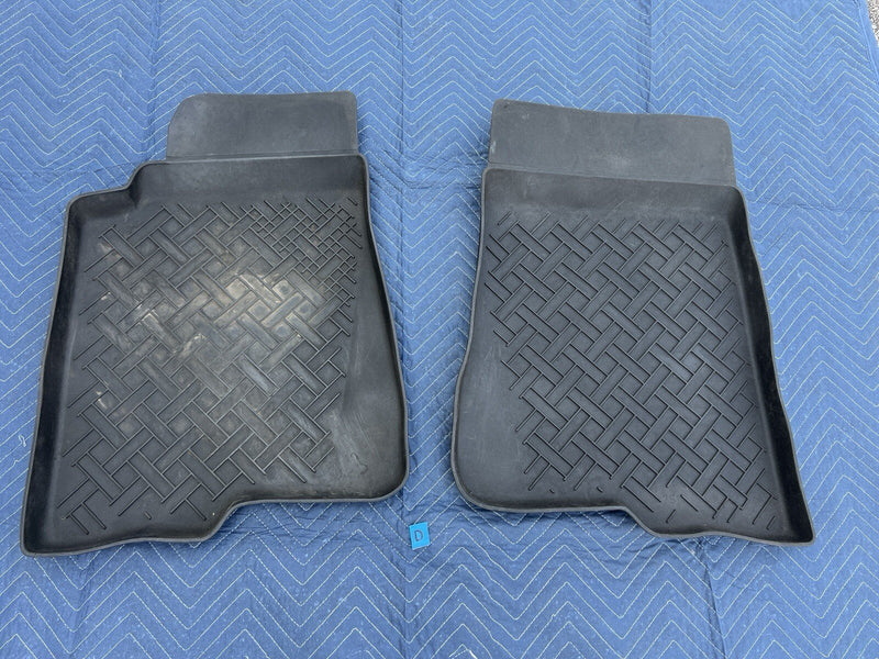 Volvo 240 242 244 245 Left & Right Front Rensi Floor Mat Pair Black OEM #3914E