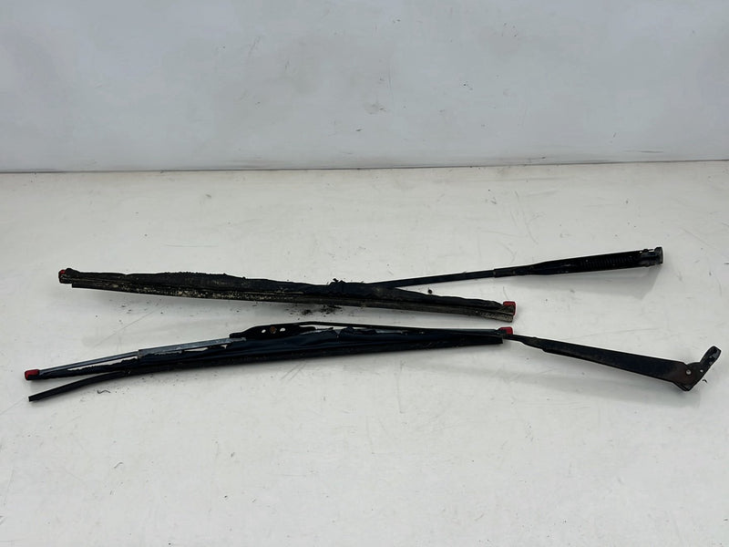 1990-1992 Volvo 740 745 940 Front Right Left Windshield Wiper Arm Set OE #5900EM