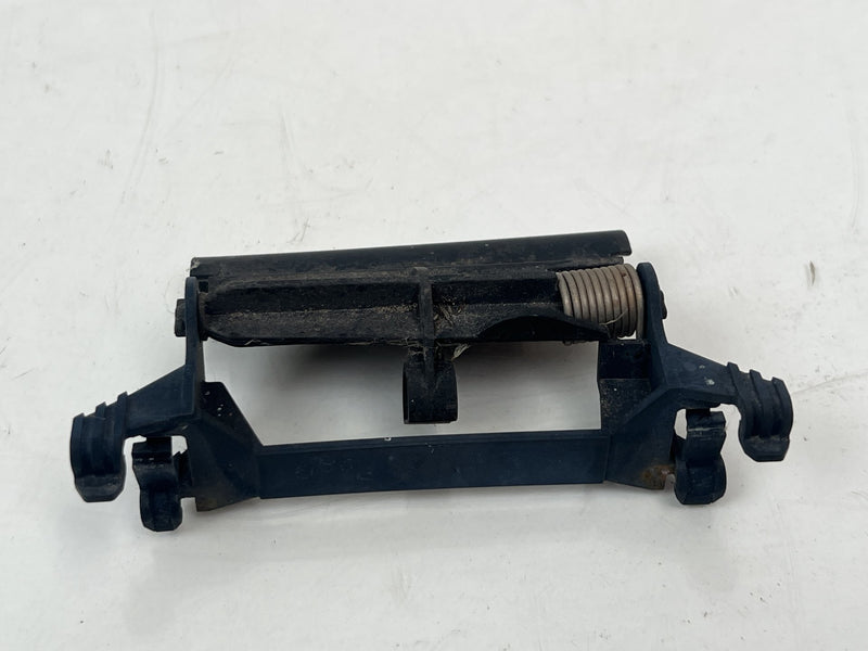 1998-2000 Volvo V70 S70 Front Engine Bonnet Hood Latch Catch 9203302 OEM