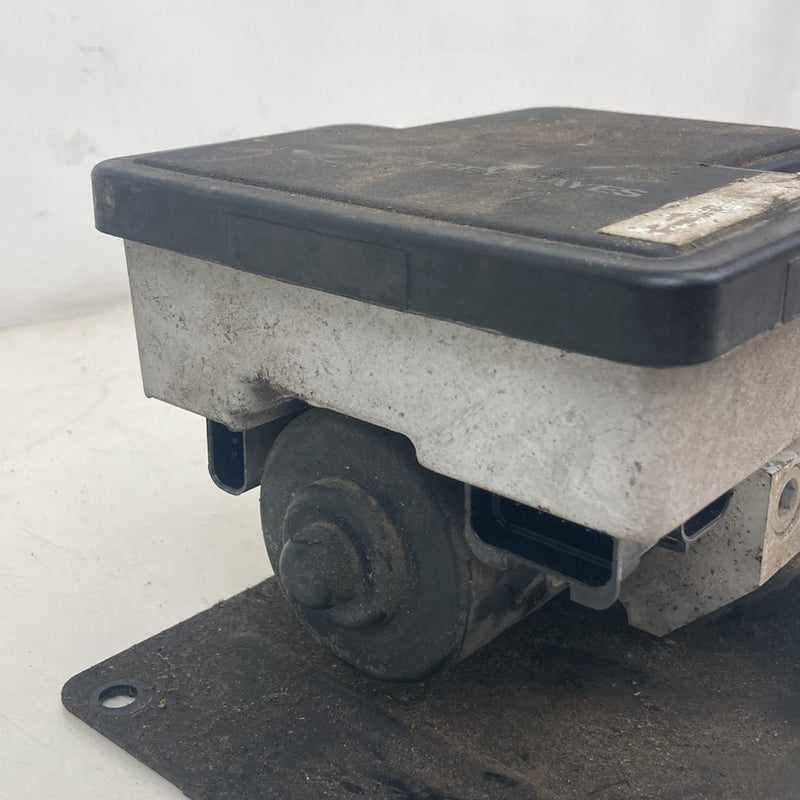 1995-1998 Chevrolet Silverado 2500 GMT400 ABS Pump 12765501 OEM